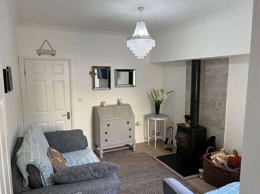 Lilly'S Cottage, Filey, Sleeps 8 Exterior photo